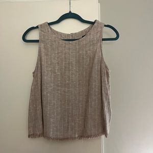 Drew (S) tan and white linen shirt